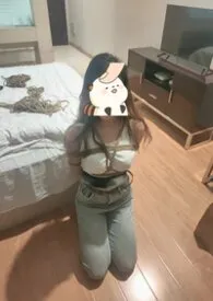 催眠常识修改和妈妈妹妹的性福生活 叁